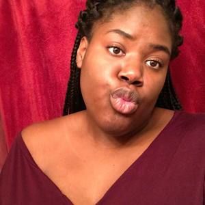 Meet your Posher, Arielle